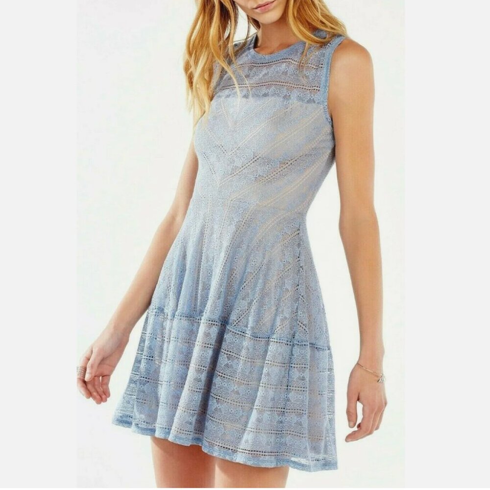 BCBG Maxazria Cassandra Dress Medium Dusty Blue Lace